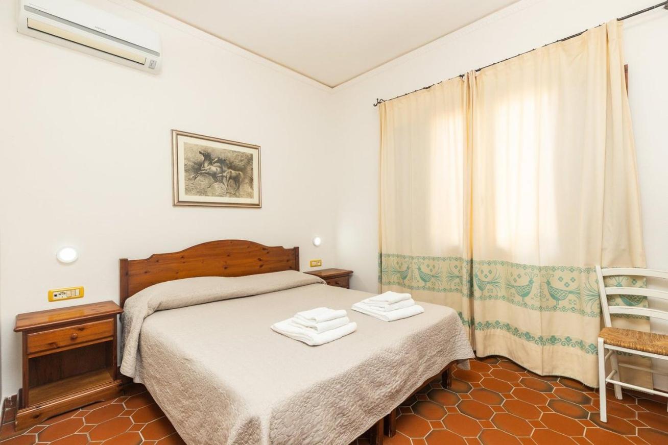 Hotel L'Ulivo Girasole Exteriör bild